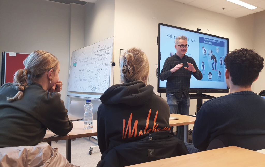 students watching a presentation on Parkinson